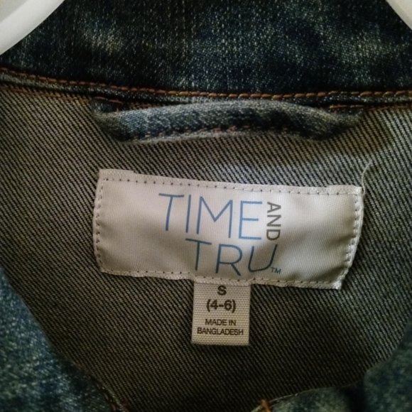 Ladies Denim Jacket - Picture 4 of 5